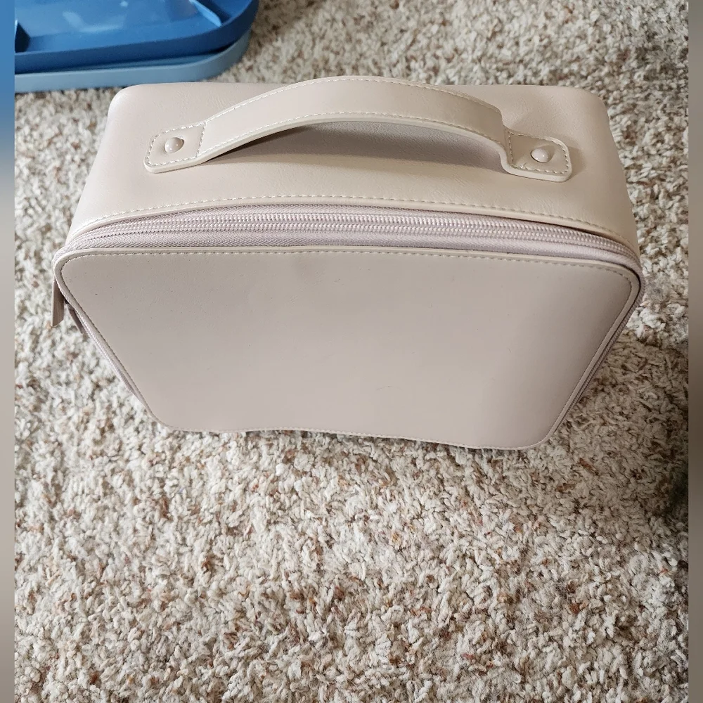 Makeup Travel Holder